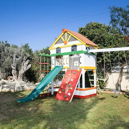 Larnaca * מזוטוס